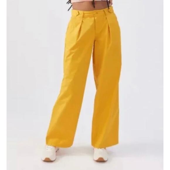 BDG Urban Outfitters Maya Gold Yellow Light Wide Leg Trouser Pants Size Small - Picture 1 of 8